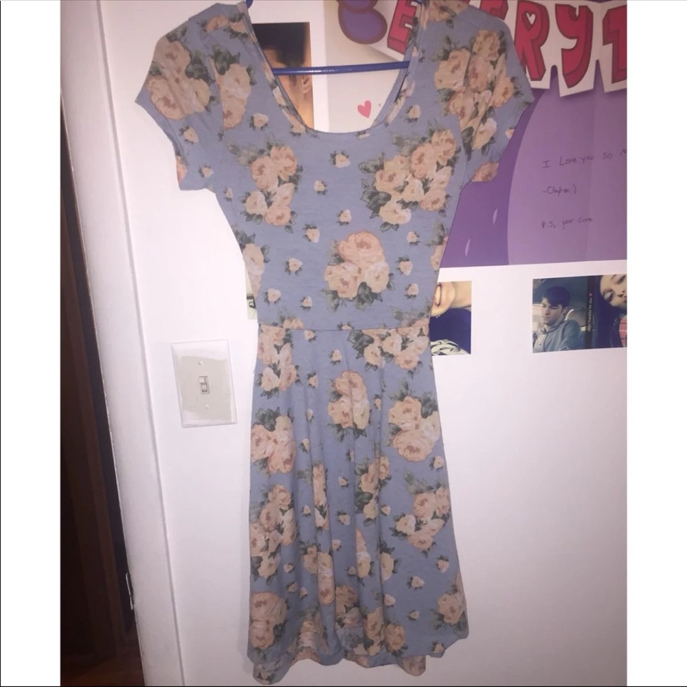 Size small rye 21 floral dress